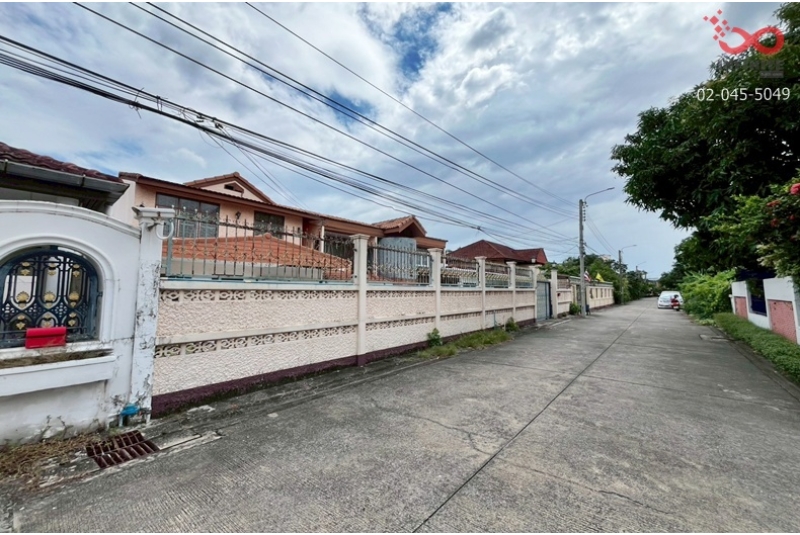 ขายบ้านเดี่ยว 2ชั้น 81ตร.ว.ลาดพร้าว 113 ใกล้รถไฟฟ้าสายสีเหลือง