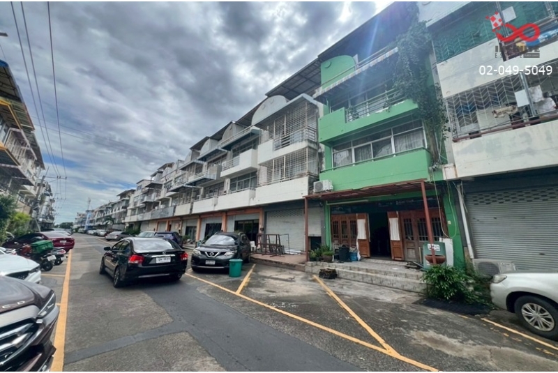 ขายอาคารพาณิชย์ 3.5ชั้น 16ตร.ว. ซ.รามคำแหง104 สะพานสูง