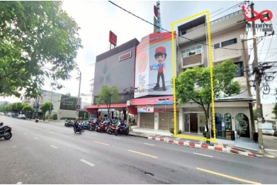 92530, ขายอาคารพาณิชย์ 4ชั้น 19ตรว.ติดถนนโชคชัย 4 ใกล้ MRTสายสีเหลือง