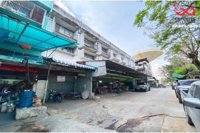 92945, ขายอาคารพาณิชย์ 3.5ชั้น 12ตรว.นวนคร คลองหนึ่ง ใกล้นิคมนวนคร